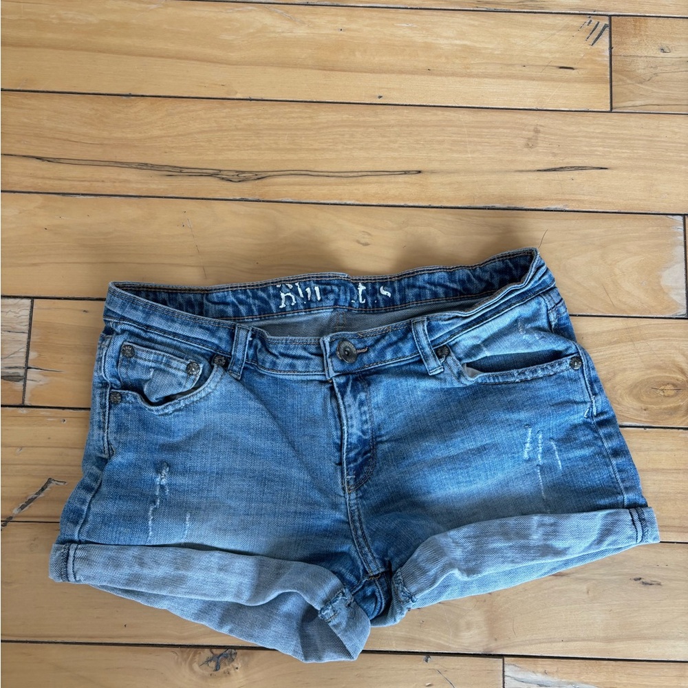 Vintage Blue Notes Low-Rise Jean Shorts